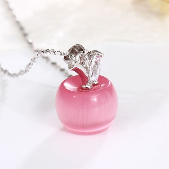 ❤️4 for $20 Sale❤️❤️❤️Cute Pink apple necklace - Picture 3 of 4
